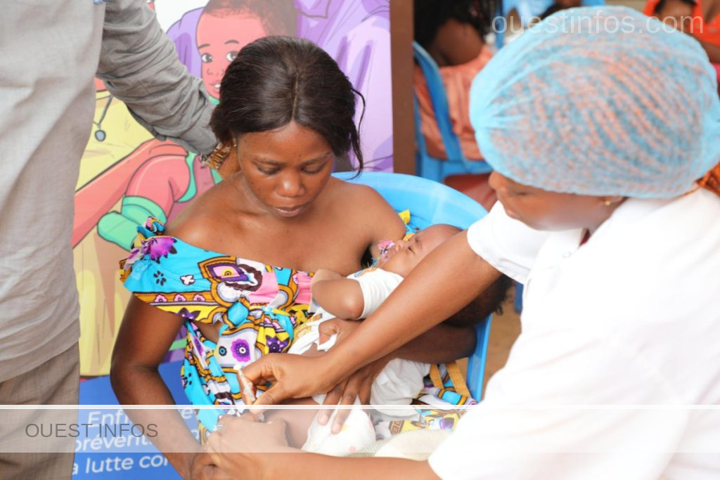 Trois pays d'Afrique de l'Ouest lancent la vaccination contre le paludisme