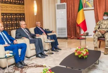 Le Ministre de la Défense Mauritanien Rencontre le Chef de la Junte Malienne Assimi Goïta